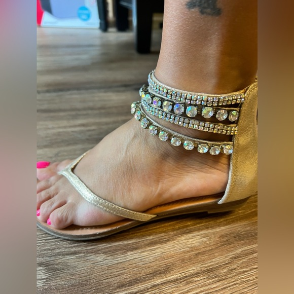 Thalia Sodi Gold wrap around ankle Rhinestone Sandals Size 6.5 - Picture 6 of 12